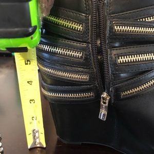 BCBGeneration Shoes - BCBG Generation Black Boots. Size 8.5 BCBGeneration Shoes - BCBG Generation Black Boots. Size 8.5